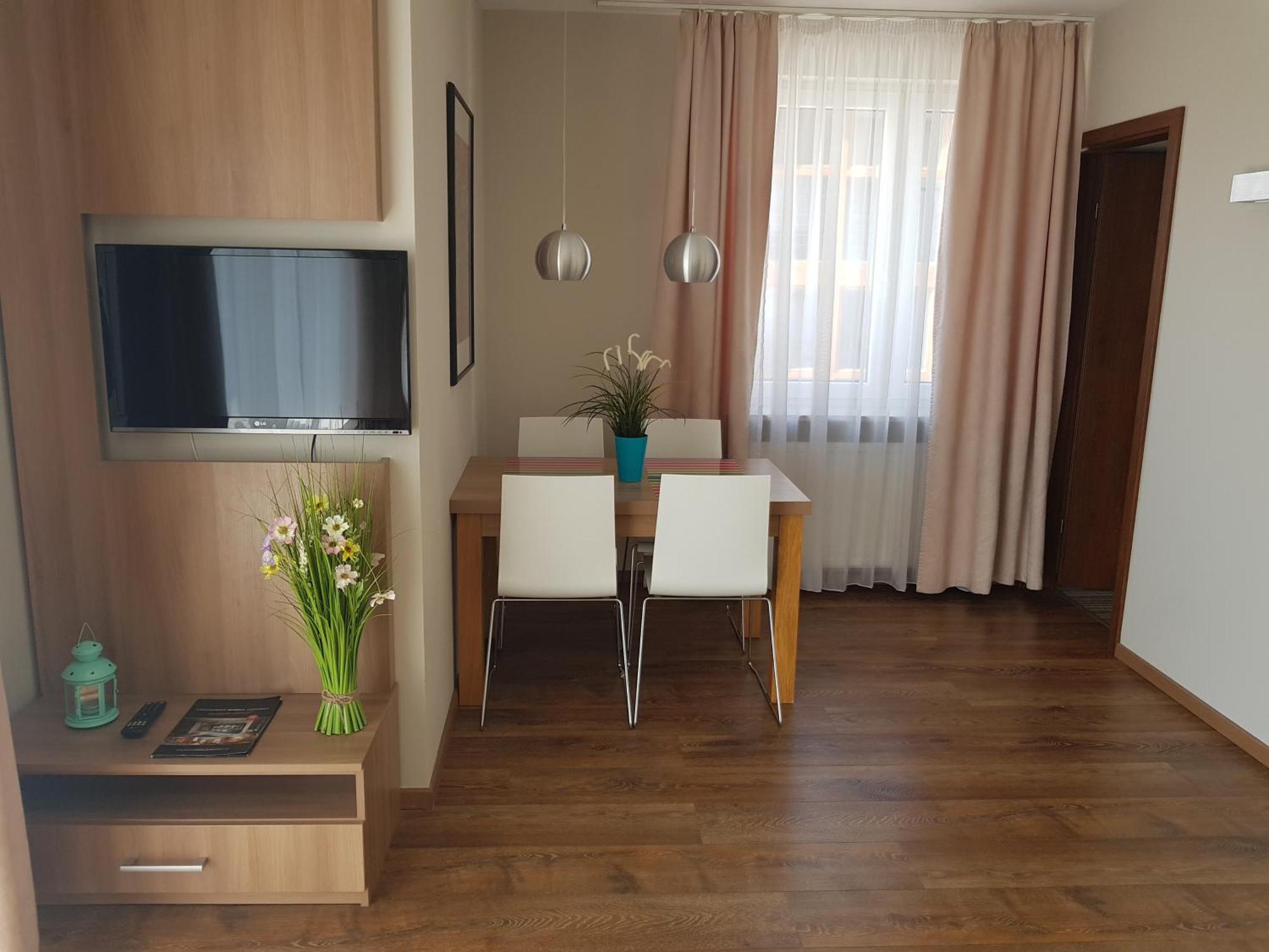 Marina Jastarnia Apartamenty W Budynku Z Basenem Δωμάτιο φωτογραφία