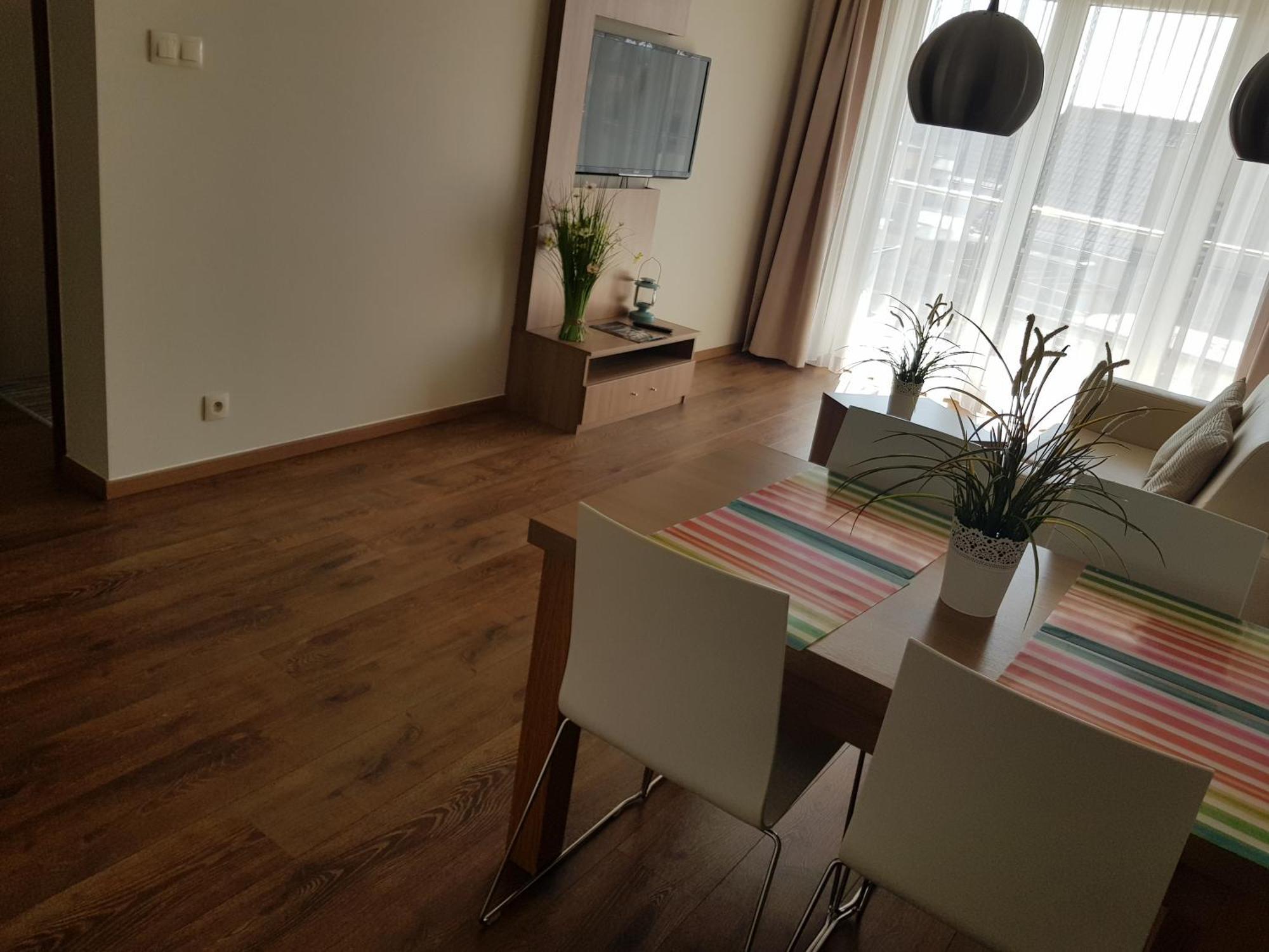 Marina Jastarnia Apartamenty W Budynku Z Basenem Δωμάτιο φωτογραφία