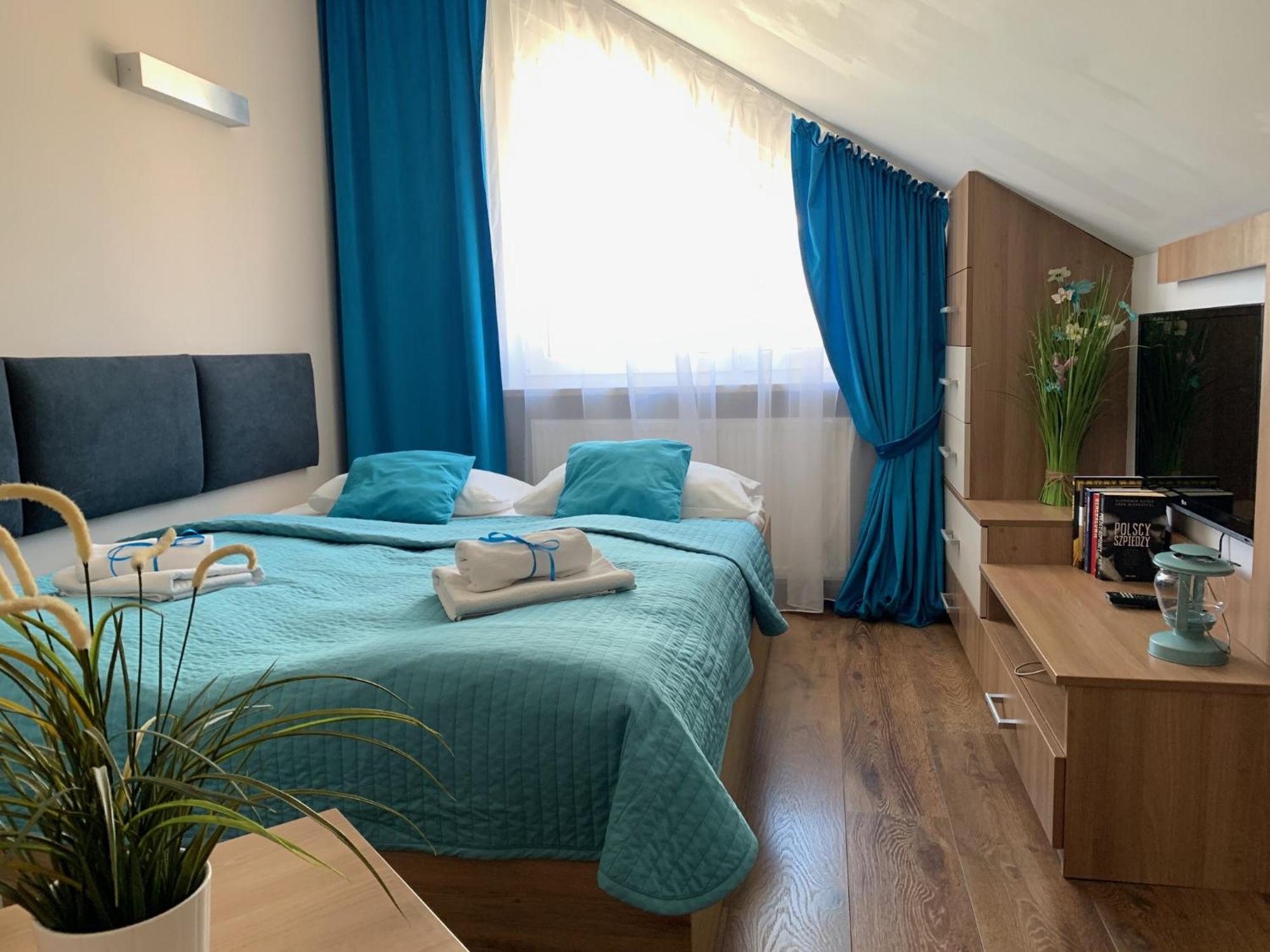 Marina Jastarnia Apartamenty W Budynku Z Basenem Δωμάτιο φωτογραφία