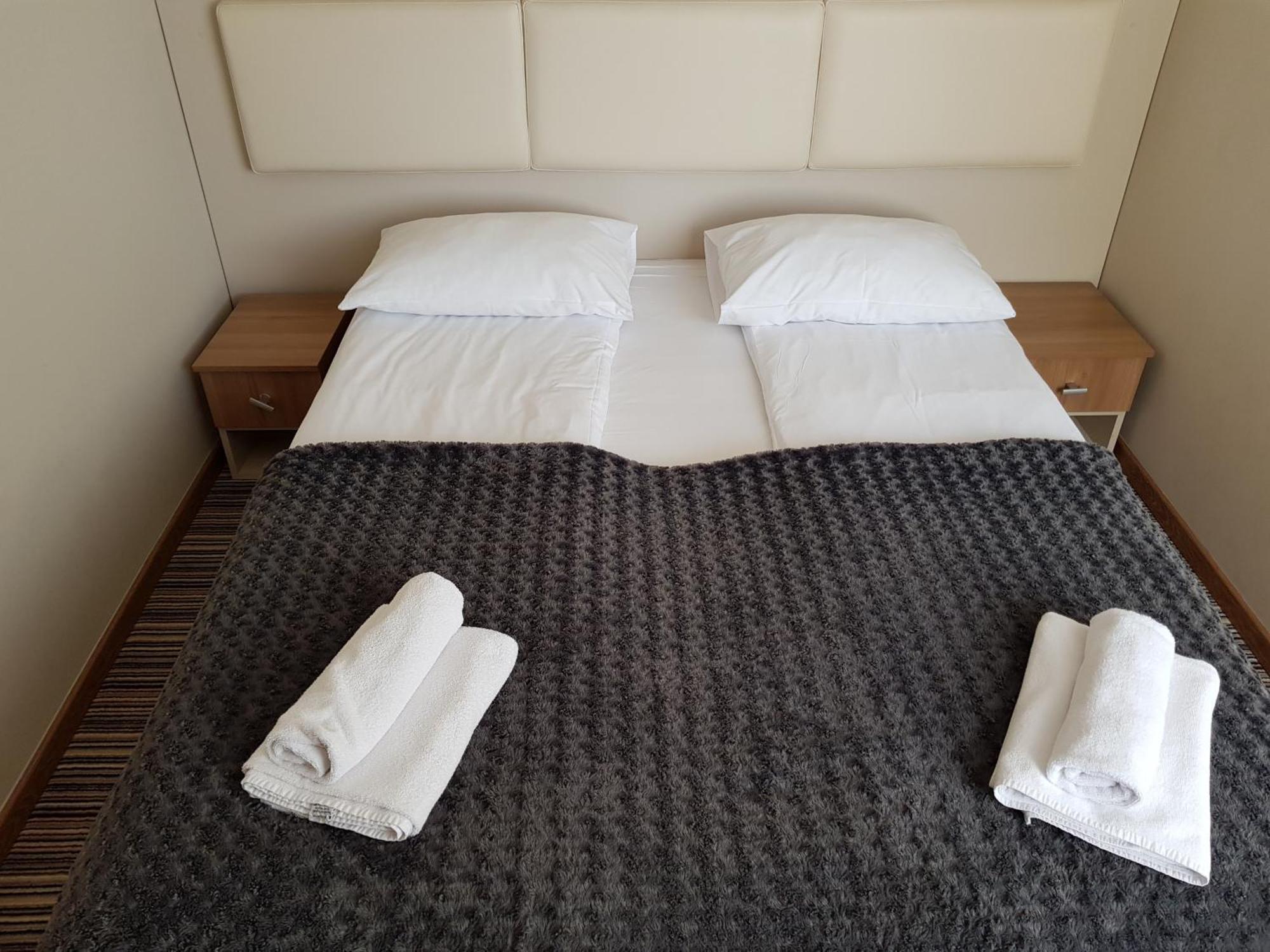 Marina Jastarnia Apartamenty W Budynku Z Basenem Δωμάτιο φωτογραφία